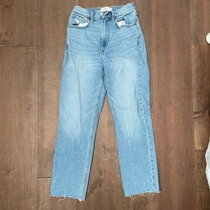 ABERCROMBIE High Rise 90s Straight Jeans (Curve Love)